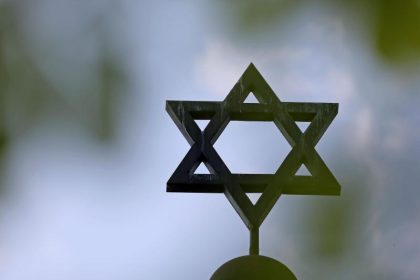 Zentralrat der Juden empört: Syrer ist wenige Stunden nach Anschlagversuch auf Synagoge wieder auf freiem Fuß