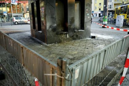 Mit Flüssigkeit übergossen und angezündet: Erneut werden arglose Obdachlose in Berlin attackiert