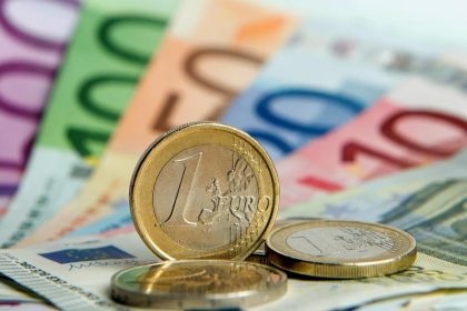 350,2 Milliarden Euro Steueraufkommen – Steuerzahler-Bund fordert: Regierung soll Bürgern ihr Geld zurückgeben