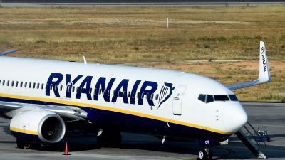 Flugpersonal streikt: Ryanair streicht 150 von 400 Flügen in Deutschland