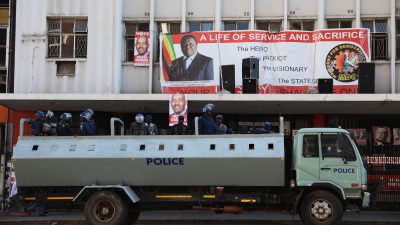 Nach Wahlen: UN drängen Simbabwe nach Gewalt zu Zurückhaltung