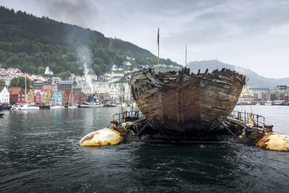Amundsens Segelschiff „Maud“ 100 Jahre nach Expeditionsbeginn in Norwegen zurück