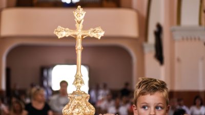 Passauer Bischof Oster: System Kirche schuld am Missbrauchsskandal