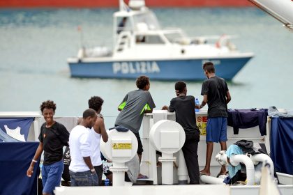 Asylstreit: Italien droht EU mit Stopp von Beitragszahlungen – Migranten im Hungerstreik