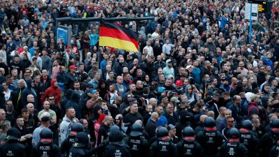 Der Fall Chemnitz: Innenminister Wöller spricht von „neuer Dimension der Eskalation“