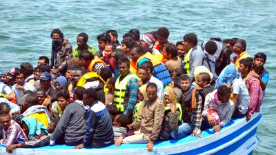 Eskalation zwischen Migranten und Küstenwache – Acht Tote vor tunesischer Küste geborgen