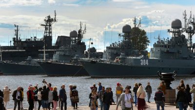 Russland kündigt Militärmanöver im Mittelmeer an