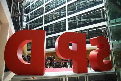 SPD spricht von „rechtem Mob“ und warnt vor Inszenierung bürgerkriegsähnlicher Zustände
