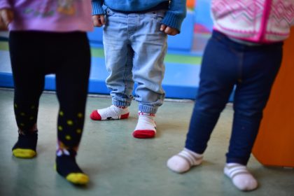 Politik kümmert sich aus Sicht der Deutschen zu wenig um Kinderarmut