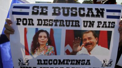 Bianca Jagger schwer enttäuscht von Nicaragua-Revolution: Sozialistischer Staatschef „tötet unbewaffnete Kinder“