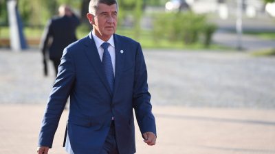 Tschechiens Premier nennt Bootsflüchtlinge „ökonomische Migranten“