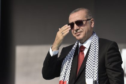 “Welt”-Kommentator: Nicht Trumps Sanktionen sind Schuld an der Türkei-Krise sondern Erdogans Größenwahn