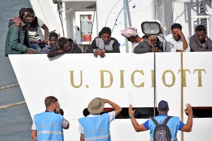 29 Minderjährige auf italienischem Küstenwachenschiff „Diciotti“ dürfen von Bord