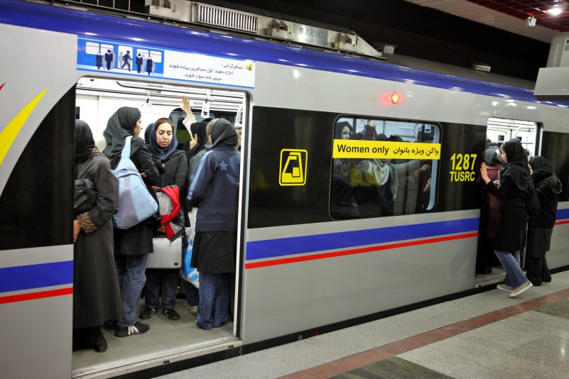 Entgegen dem Aufruf der EU-Kommission: Deutsche Bahn und Telekom ziehen sich aus dem Iran zurück