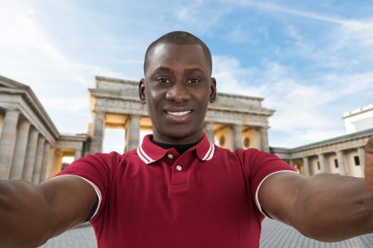 Migration aus Afrika: Merkel will mit Stipendien Schleppern entgegenwirken