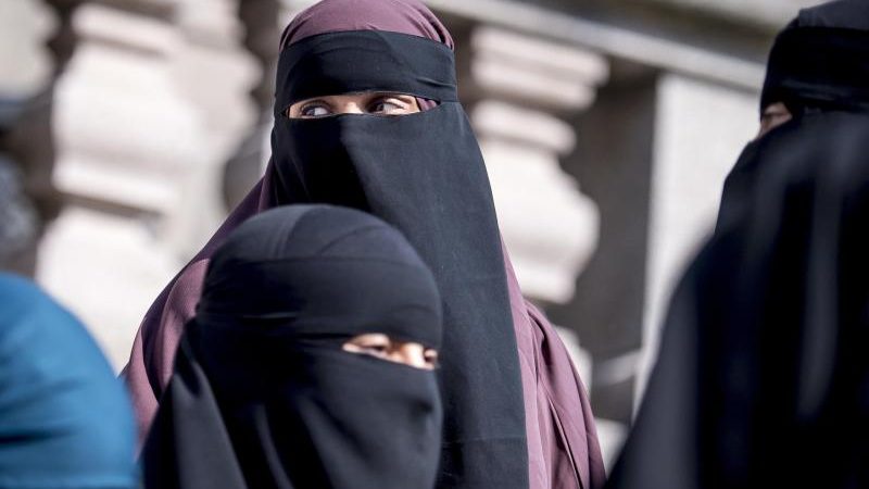 Burka-Verbot in Dänemark tritt in Kraft – Bis zu 1340 Euro Strafe für das Tragen