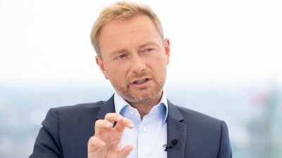 Nach Brinkhaus-Wahl: Lindner fordert Merkel zur Vertrauensfrage auf