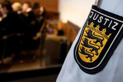 Tuttlingen: Urteil gegen gewalttätigen Asylbewerber vom Landratsamt – Said K. forderte eine Frau von Deutschland