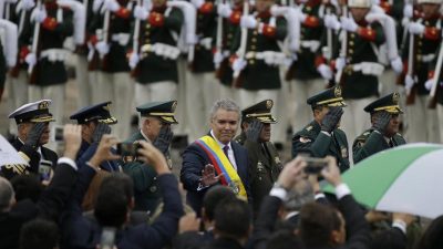 Korrigieren, was nötig ist: Kolumbiens konservativer Präsident Duque tritt Amt an