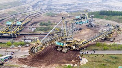 20.000 protestieren gegen Verlust von Tagebau-Jobs im rheinischen Revier