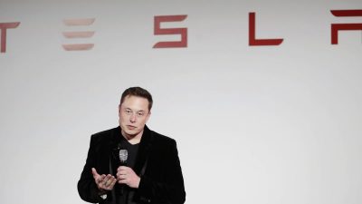 Musk will Tesla doch an der Börse lassen