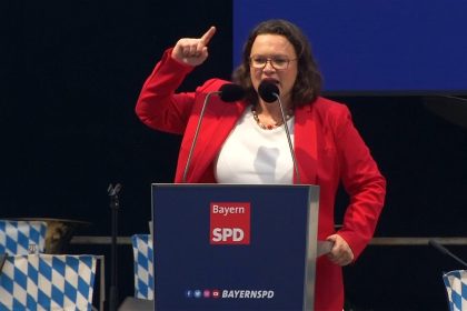 SPD-Chefin Nahles fordert Distanzierung der CSU von der AfD