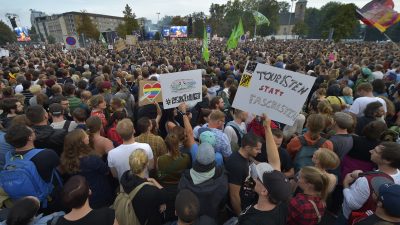 Weiteres Montagskonzert gegen Gewalt und Hetze in Chemnitz