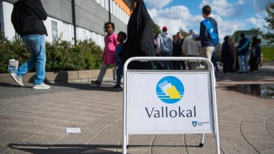 Newsticker-Schweden: Perfektes Patt nach der Parlamentswahl – Ministerpräsident Löfven zum Rücktritt aufgefordert