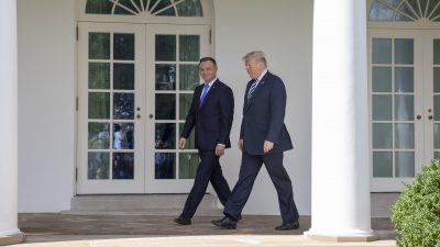 Trump und Duda üben scharfe Kritik an Nordstream 2 – Polen will ständige US-Militärbasis im Land