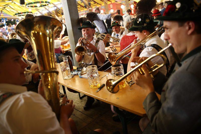 Oktoberfest: Festleitung zieht Halbzeitbilanz – Ein Beteiligter des tödlichen Streites meldete sich