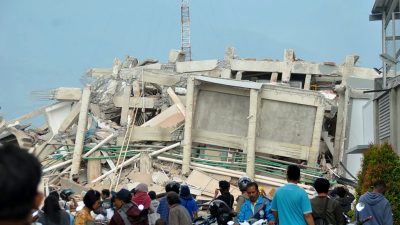 Hunderte Häftlinge nach Erdbeben in Indonesien geflohen