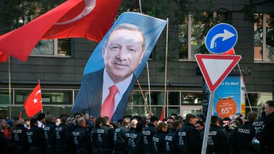 Kritik an Ditib nach Erdogans Moschee-Eröffnung in Köln