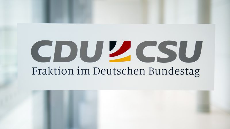 Familienregeln: CDU und CSU wollen wieder wie Geschwister zusammenhalten