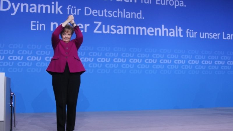 Merkel lehnt Forderung nach begrenzter Amtszeit für Bundeskanzler ab