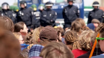 Einsätze im Hambacher Forst reißen Lücken bei der Polizei