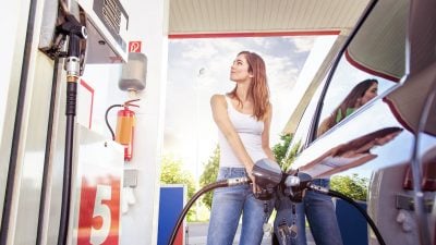 Um Klimaziele zu erreichen: Benzinpreis soll bis 2030 um mehr als 50 Cent steigen