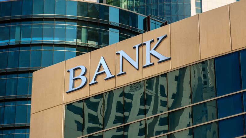 Banken kündigen Konten mit Millionenguthaben – Welche Alternativen gibt es?