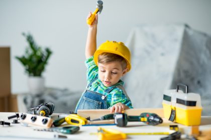 Berufswünsche: Jungen wollen ins Handwerk, Mädchen mit Tieren arbeiten