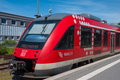 Nicht schuldfähig? 28-Jähriger kann sich nicht an Todesstoß im Bahnhof Voerde erinnern