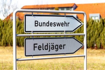 OB Palmer: Straffällige Asylbewerber müssen raus aus den Städten – ab in die Kasernen in den bayerischen Wäldern
