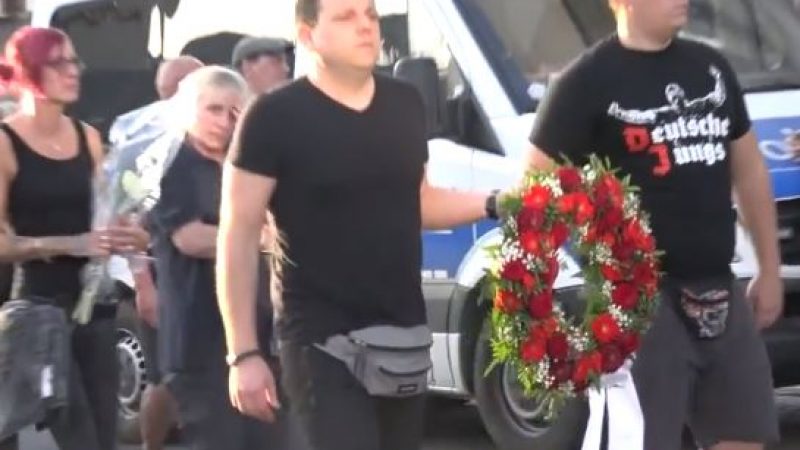 Mönchengladbach: Offizielle Todesursache Selbstmord durch mehrere Messerstiche – Trauermarsch für HoGeSa-Mitgründer Marcel K.