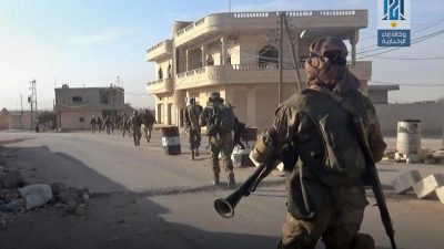 Angriff auf Idlib steht bevor – Türkei verstärkt Truppen in syrischer Terrorhochburg