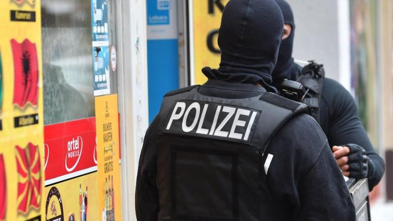 Wieder Razzia in Berlin: Polizei geht gegen kriminelle arabische Großfamilien vor
