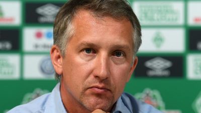Werder Bremen verlängert mit Sportchef Baumann bis 2021