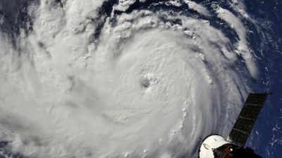 Mächtiger Hurrikan „Florence“ rückt an US-Südostküste heran – Bewohner fliehen