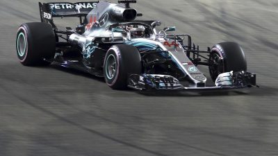 Hamilton siegt in Singapur – Vettels WM-Hoffnung schwindet