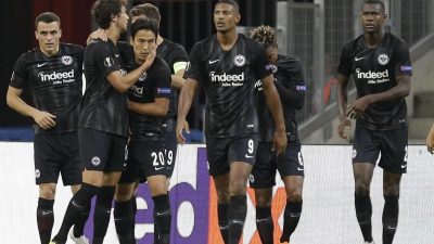 Sensation in Marseille: Eintracht gewinnt mit 2:1