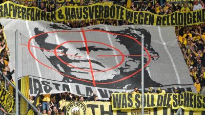 Fadenkreuz-Banner gegen Hopp: DFB leitet Verfahren ein
