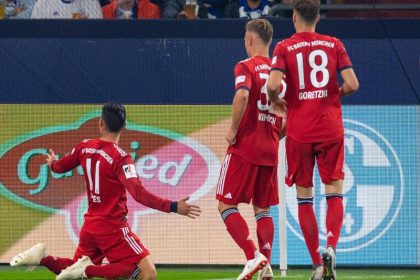 Müheloses 2:0 beim Vize: Bayern siegt auch auf Schalke