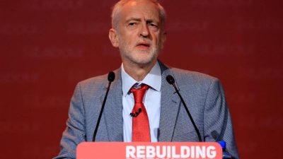 Labour-Partei erhält sich Option auf zweites Brexit-Referendum